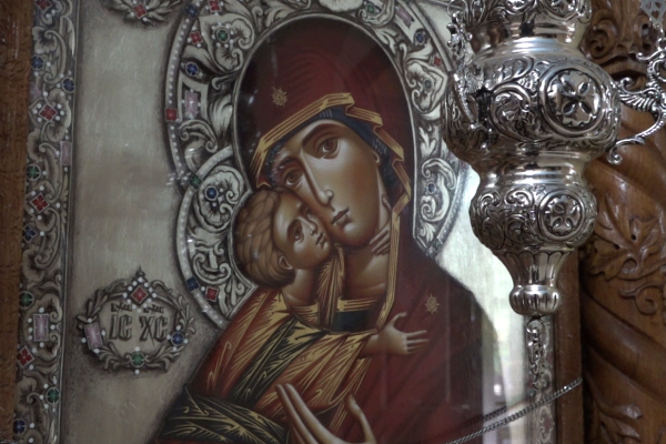 Otkrivamo po čemu je specifična čudotvorna ikona Bogorodice Bezdinske čija se replika nalazi u hramu Svetog oca Nikolaja